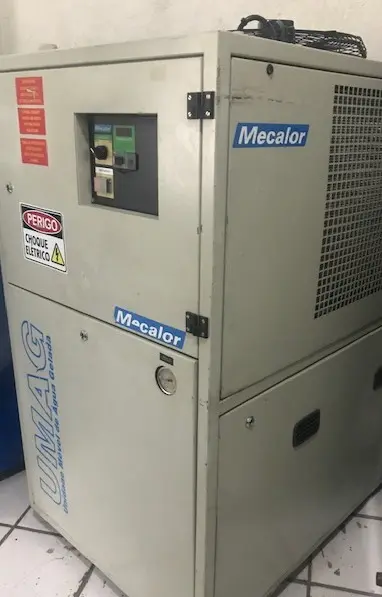 Como funciona um chiller de água gelada: entenda o processo passo a passo